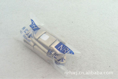 納匯箱扣鎖 優質五金配件，保障箱包安全與耐用